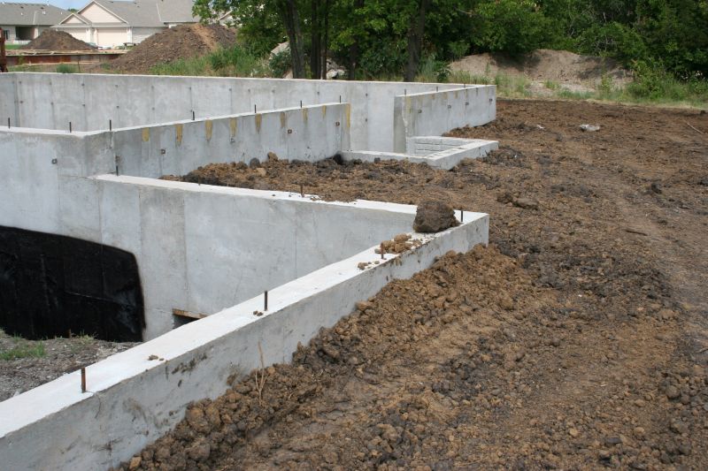 Foundation Wall Pouring in Cochran, GA